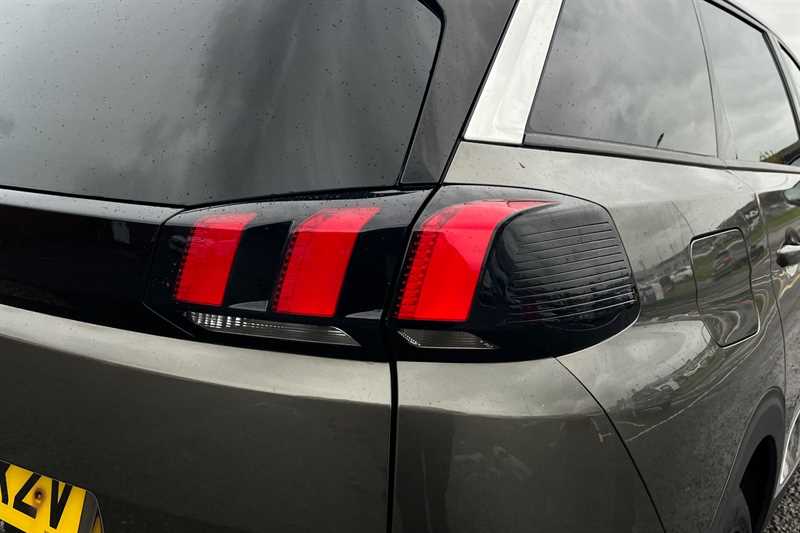 Used Peugeot 5008 2020 for sale - 76756504: Photo 32