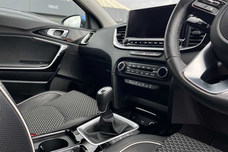 Used Kia XCeed 2023 for sale - 78217808: Photo 14