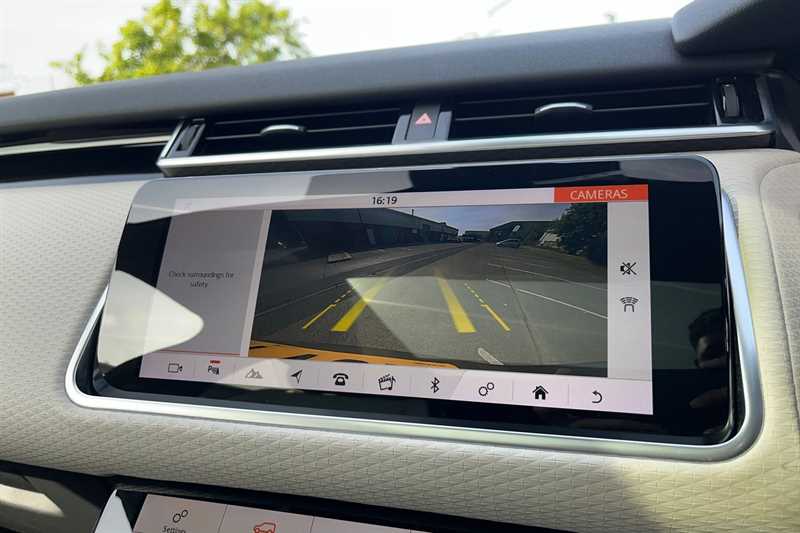 Used Land Rover Range Rover Velar 2017 for sale - 76746684: Photo 19