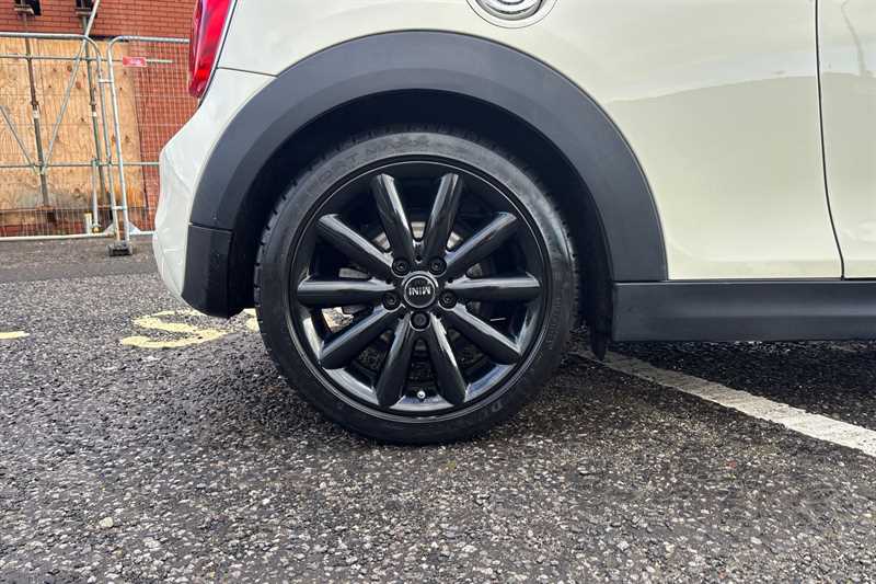 Used MINI Hatch 2017 for sale - 76929762: Photo 37