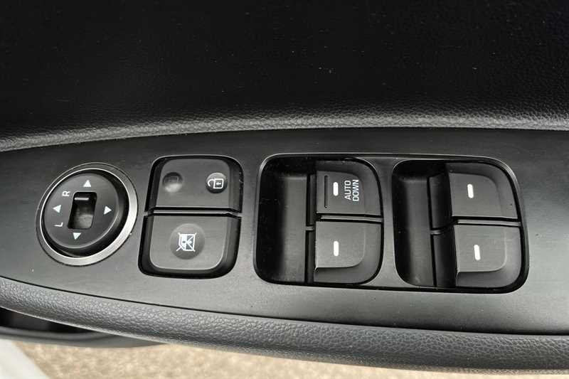 Used Hyundai i10 2019 for sale - 78050358: Photo 16