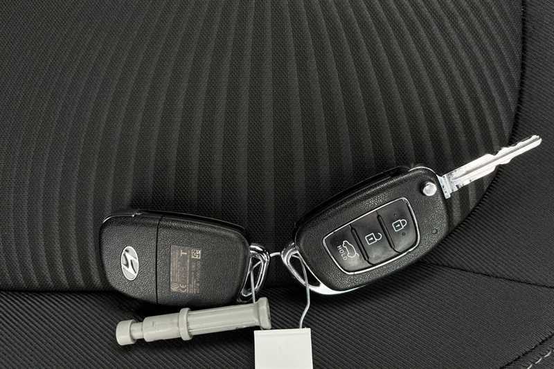 Used Hyundai i10 2019 for sale - 78050358: Photo 40