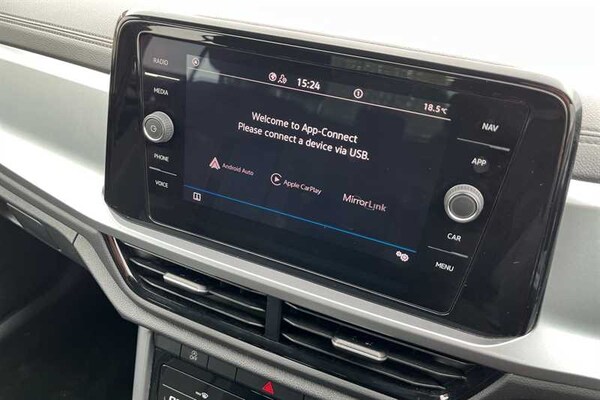 Used Volkswagen T-Roc 2023 for sale - 75353270: Photo 17