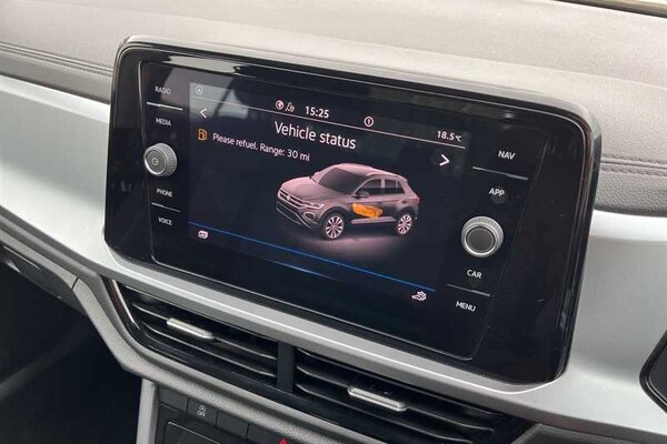Used Volkswagen T-Roc 2023 for sale - 75353270: Photo 19