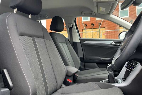 Used Volkswagen T-Roc 2023 for sale - 75353270: Photo 23