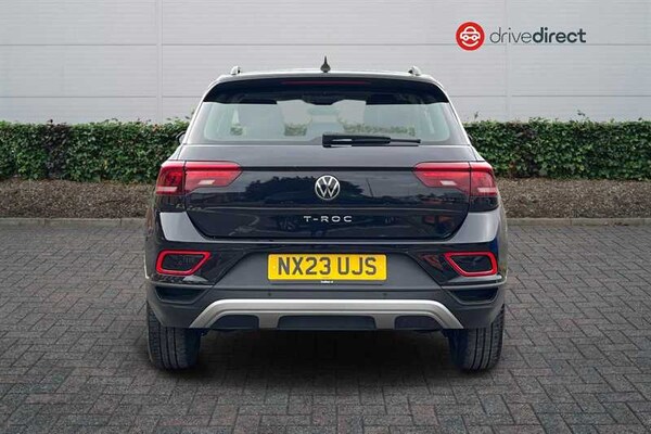 Used Volkswagen T-Roc 2023 for sale - 75353270: Photo 4