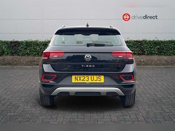 Used Volkswagen T-Roc 2023 for sale - 75353270: Photo