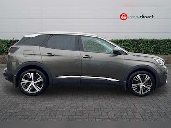 Used Peugeot 3008 2019 for sale - 77390800: Photo
