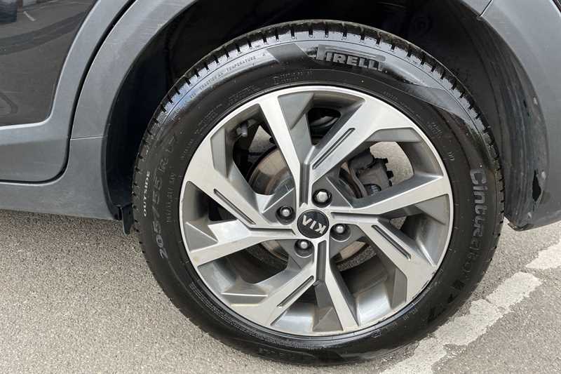 Used Kia Stonic 2021 for sale - 76463275: Photo 10