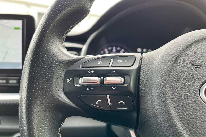 Used Kia Stonic 2021 for sale - 76463275: Photo 21