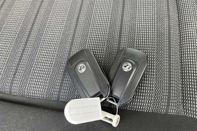 Used Vauxhall Combo Life 2018 for sale - 76929385: Photo 36