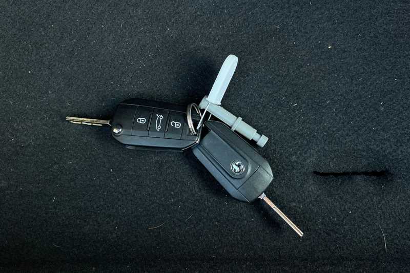 Used Vauxhall Corsa 2023 for sale - 77757518: Photo 38