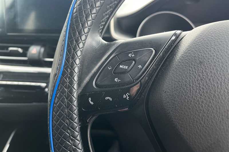 Used Toyota C-HR 2019 for sale - 77334896: Photo 21