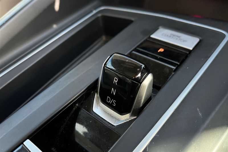 Used Volkswagen Golf 2020 for sale - 78051199: Photo 39