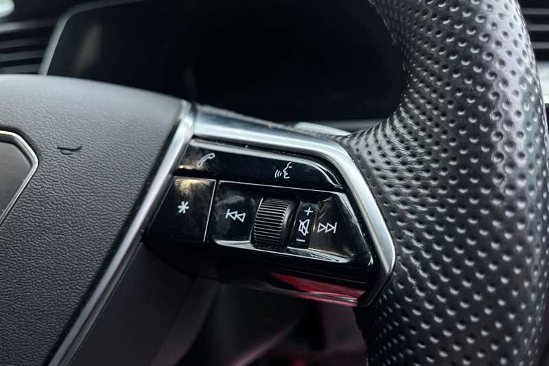 Used Audi e-tron 2022 for sale - 77349342: Photo 22