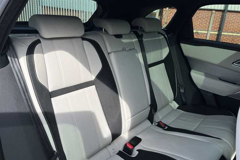 Used Land Rover Range Rover Velar 2017 for sale - 76529724: Photo 24