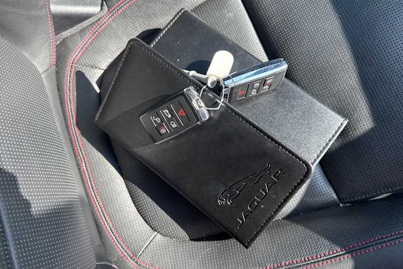 Used Jaguar E-Pace for sale - 76463064: Photo 36