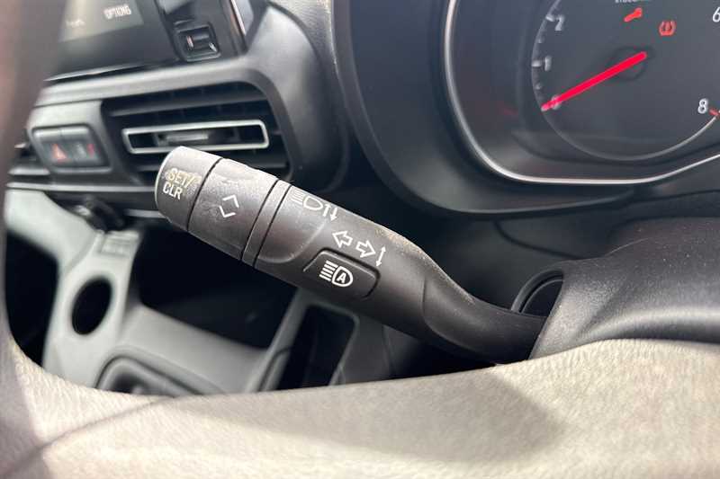 Used Vauxhall Combo Life 2019 for sale - 76463725: Photo 26