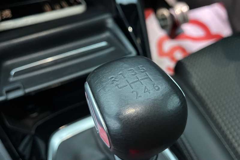 Used Peugeot 2008 2020 for sale - 77348920: Photo 14