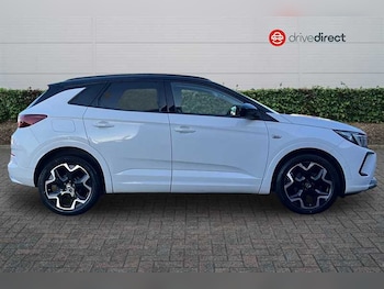 Used Vauxhall Grandland 2022 for sale - 76939193: Photo