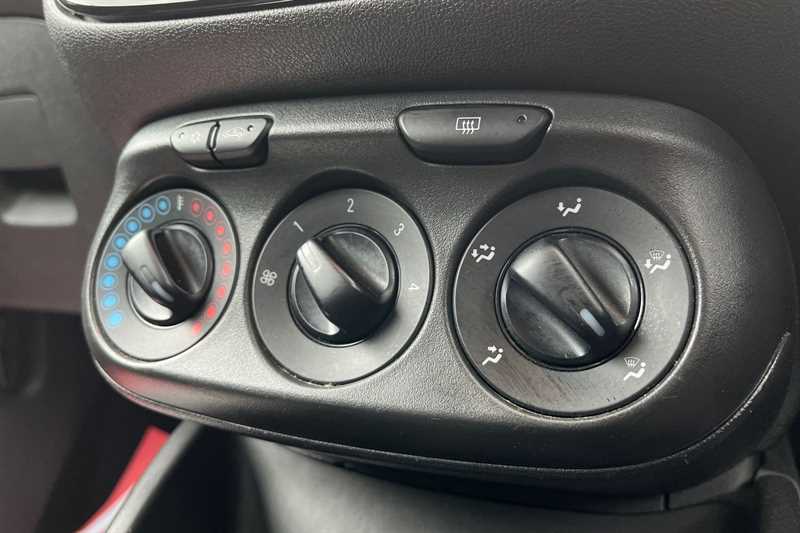 Used Vauxhall Corsa 2018 for sale - 78142600: Photo 15