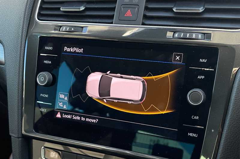 Used Volkswagen Golf 2019 for sale - 77788761: Photo 19