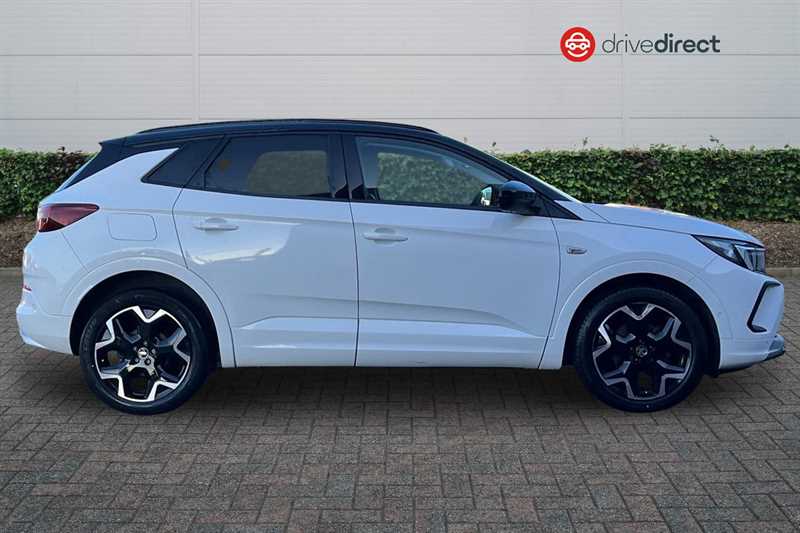 Used Vauxhall Grandland 2022 for sale - 76858161: Photo 2