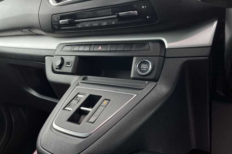 Used Vauxhall Vivaro Life 2022 for sale - 77429689: Photo 14