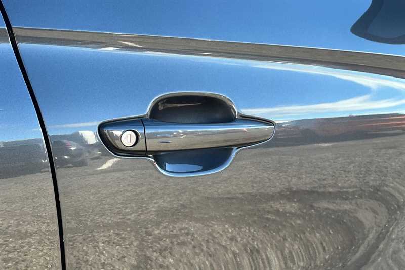 Used Vauxhall Crossland 2022 for sale - 76463636: Photo 33