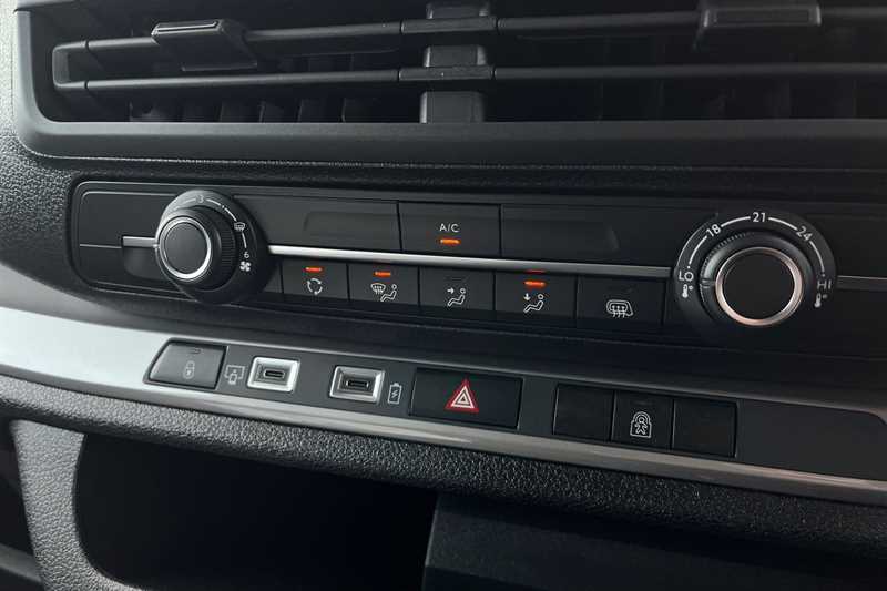 Used Vauxhall Vivaro 2026 for sale - 77501106: Photo 15