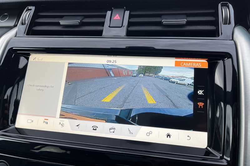 Used Land Rover Discovery 2019 for sale - 76956768: Photo 19