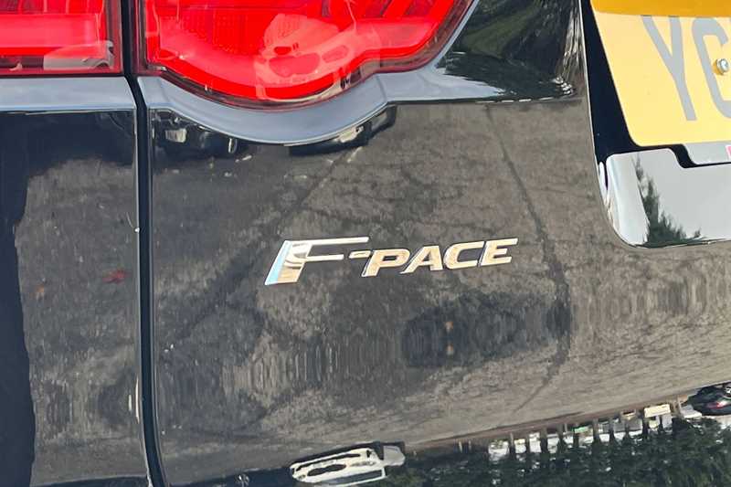 Used Jaguar F-Pace 2017 for sale - 76362472: Photo 30