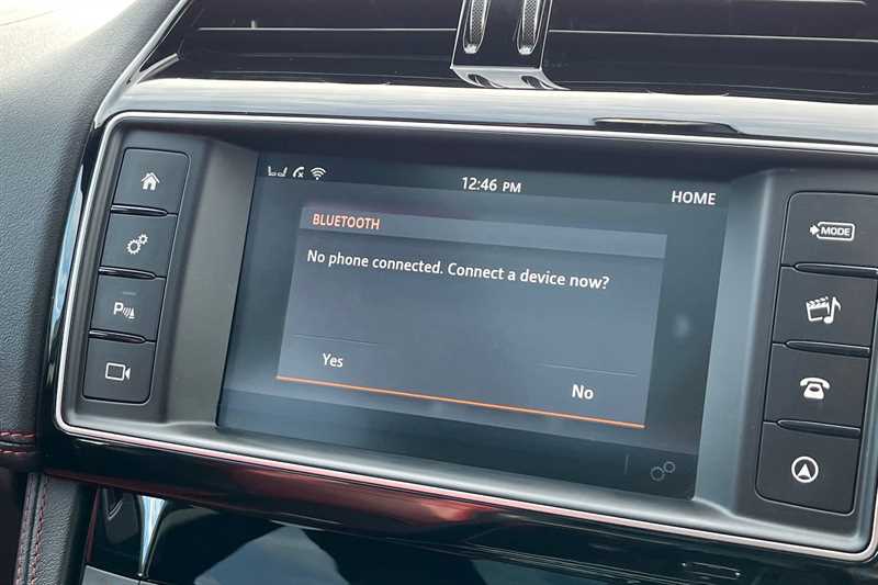 Used Jaguar F-Pace 2017 for sale - 76362472: Photo 40