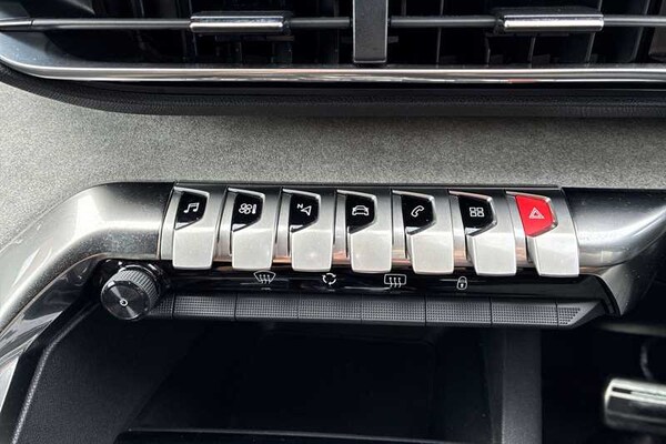 Used Peugeot 5008 2021 for sale - 75846951: Photo 15