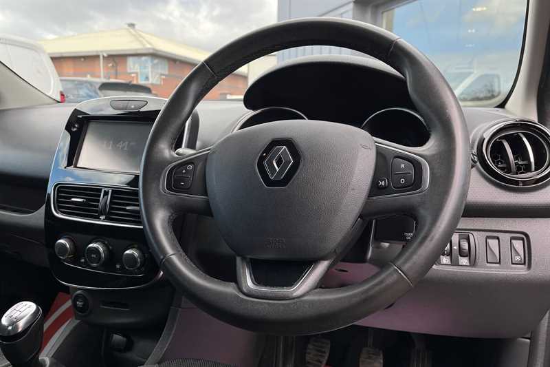 Used Renault Clio 2018 for sale - 78221736: Photo 40