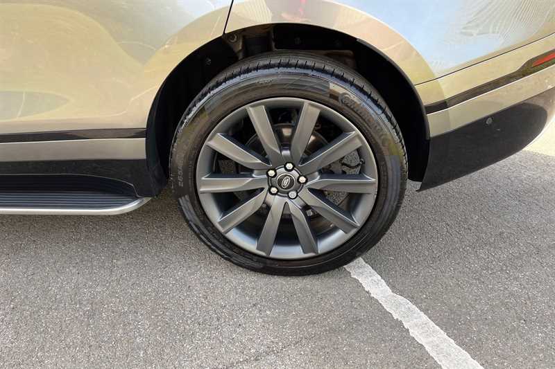 Used Land Rover Range Rover Velar 2017 for sale - 76955764: Photo 12