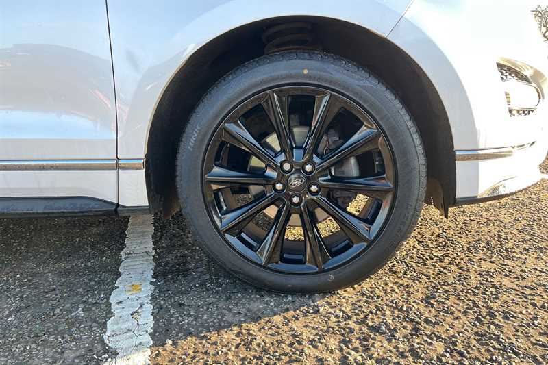 Used Ford Edge 2017 for sale - 76955893: Photo 11