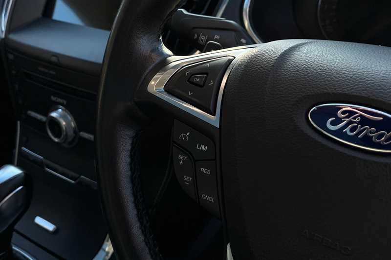 Used Ford Edge 2017 for sale - 76955893: Photo 21