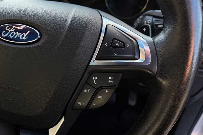 Used Ford Edge 2017 for sale - 76955893: Photo 22