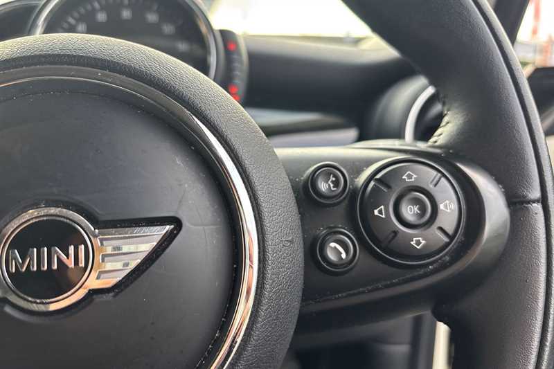 Used MINI Hatch 2017 for sale - 76828522: Photo 22