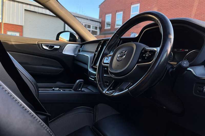 Used Volvo XC60 2019 for sale - 76945254: Photo 37