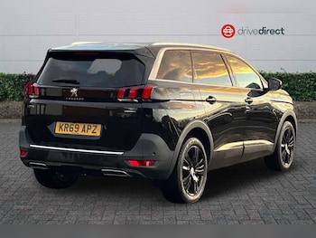 Used Peugeot 5008 2019 for sale - 76956389: Photo