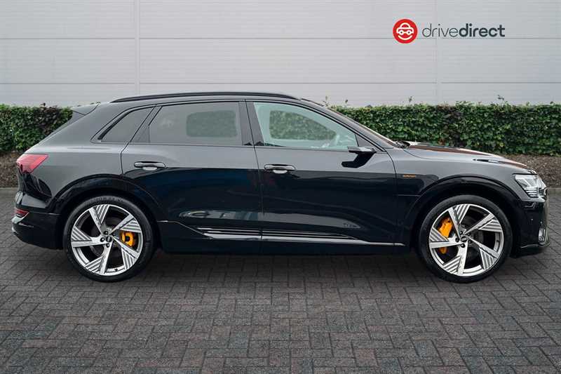Used Audi e-tron 2022 for sale - 77711878: Photo 2