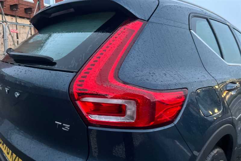 Used Volvo XC40 2020 for sale - 78131231: Photo 32