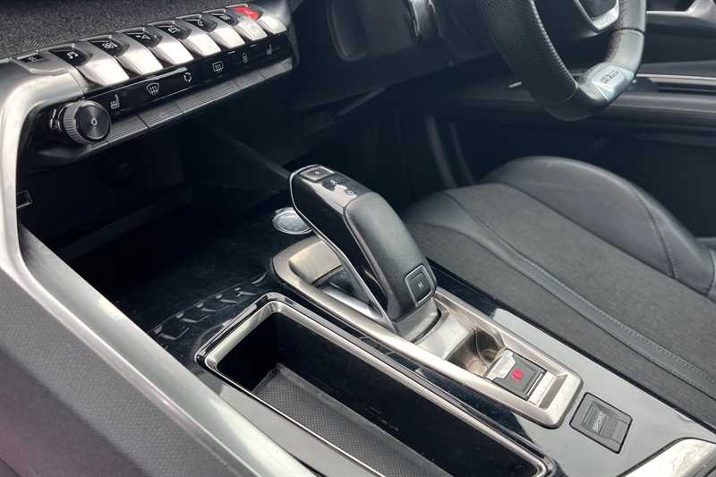 Used Peugeot 3008 2019 for sale - 76443529: Photo 14