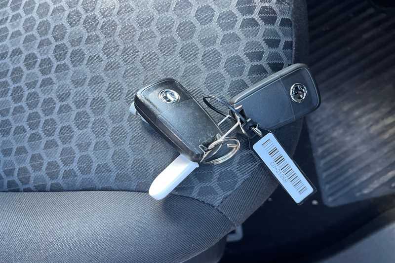Used Vauxhall Corsa 2015 for sale - 76062484: Photo 40