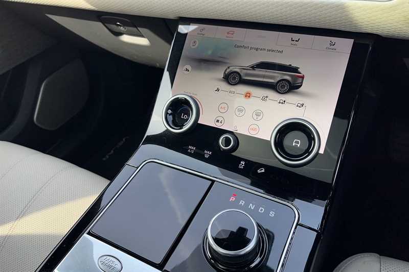 Used Land Rover Range Rover Velar 2017 for sale - 76902793: Photo 14