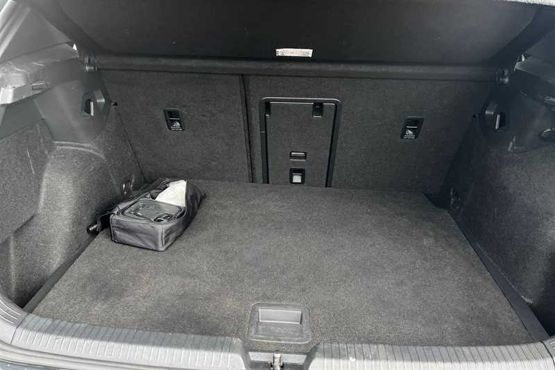 Used Volkswagen Golf 2020 for sale - 77566201: Photo 25