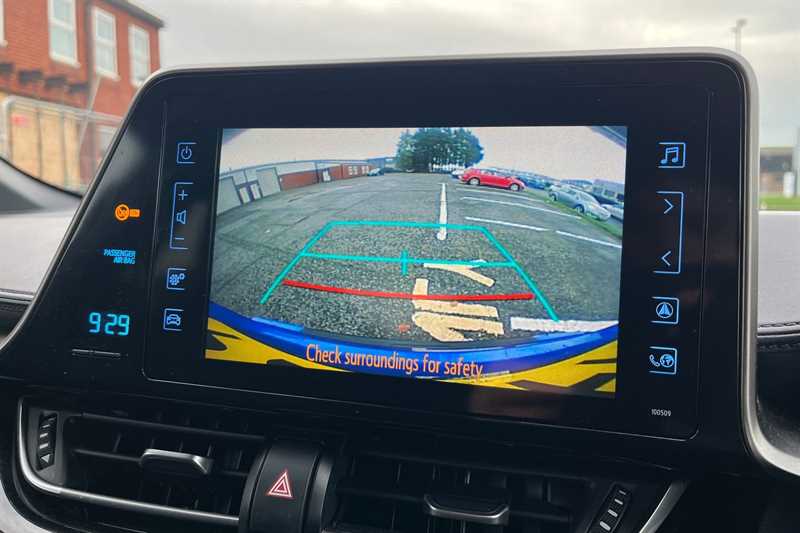 Used Toyota C-HR 2019 for sale - 76956242: Photo 19