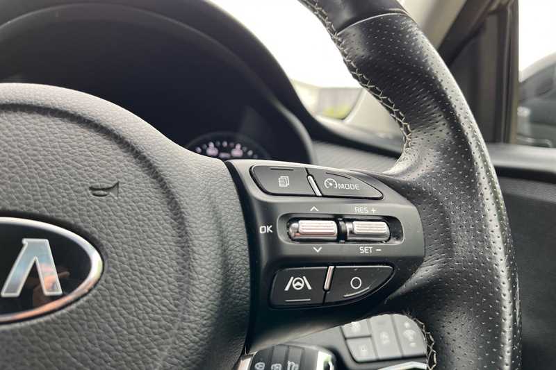 Used Kia Stonic 2021 for sale - 76490237: Photo 22